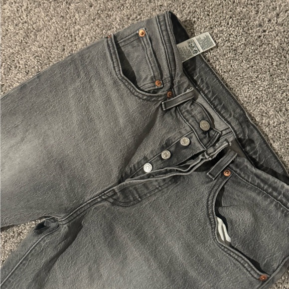 Levi’s 501 - Picture 4 of 6